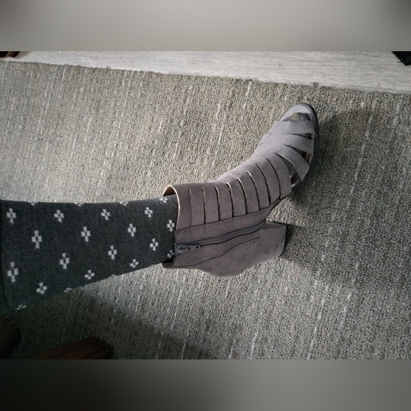 Sz 9 Brash ankle heel boots - Picture 2 of 3